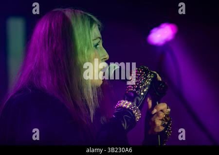 26 aprile 2025. Mocvara Zagreb, - lo spettacolo dal vivo della band americana Coven Foto Stock