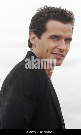 21 agosto 2009 - Los Angeles, California, USA - attore e modella ANTONIO SABATO JR. durante una sessione di ritratto. (Immagine di credito: © Brian Lowe/ZUMA Press) Foto Stock