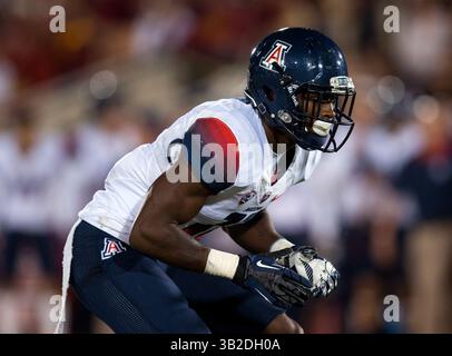 7 NOVEMBRE 2015 Los Angeles, CA..Arizona Wildcats cornerback (11) Will Parks viene impostato difensivamente durante una partita tra Arizona Wildcats e USC Trojans al Los Angeles Memorial Coliseum di Los Angeles, California.. (Credito obbligatorio: Juan Lainez / MarinMedia / Cal Sport Media) (immagine di credito: © Juan Lainez / Marinmedia / CSM/CSM via ZUMA Wire) Foto Stock