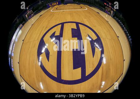 16 novembre 2015: Logo SEC sul campo prima della partita di basket NCAA tra i Tigers LSU e i Kennesaw State Owls al Pete Maravich Assembly Center di Baton Rouge, LOUISIANA. Stephen Lew/CSM(immagine di credito: © Stephen Lew/CSM via ZUMA Wire) Foto Stock
