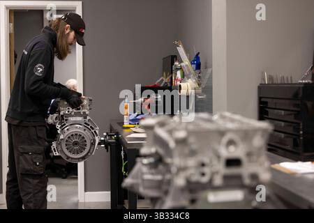 Rinascita delle auto sportive britanniche, stabilimento della Caterham Car a Dartford, Kent, Inghilterra, Regno Unito Foto Stock