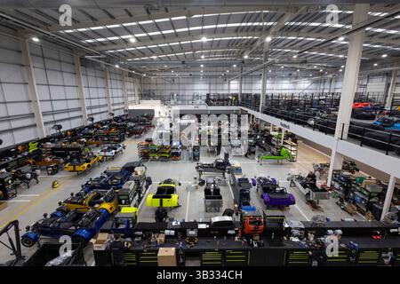 Rinascita delle auto sportive britanniche, stabilimento della Caterham Car a Dartford, Kent, Inghilterra, Regno Unito Foto Stock