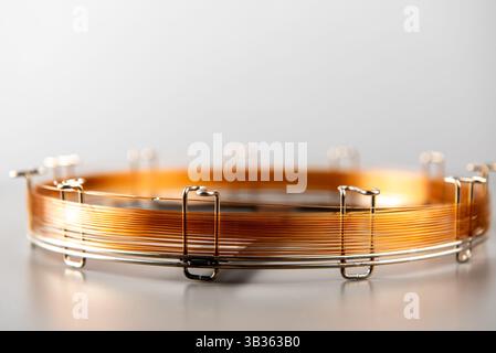 Colonna capillare. Apparecchiature a colonna per gascromatografia. Foto Stock