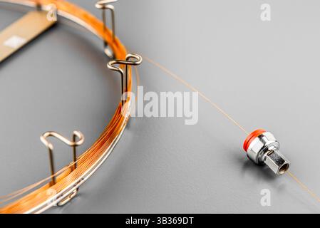 Colonna capillare. Apparecchiature a colonna per gascromatografia. Foto Stock