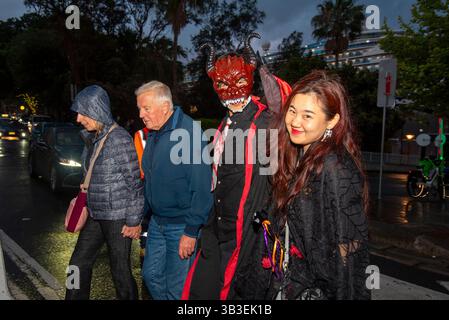 Sydney, Australia 02 Nov 2024: Appena menzionato 20 anni fa, Halloween in Australia è ora un grande evento celebrato da giovani e anziani. Foto Stock
