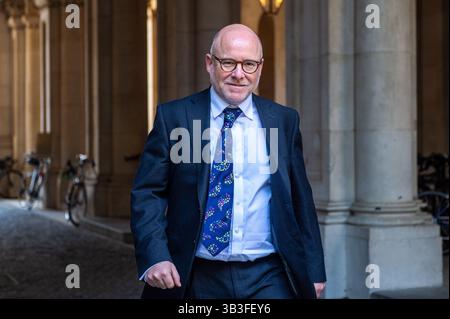 Londra, Inghilterra, Regno Unito. 29 aprile 2025. L'avvocato generale RICHARD HERMER arriva a Downing Street per una riunione settimanale del Gabinetto. (Credit Image: © Thomas Krych/ZUMA Press Wire) SOLO PER USO EDITORIALE! Non per USO commerciale! Crediti: ZUMA Press, Inc./Alamy Live News Foto Stock