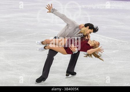 20 febbraio 2018: Weaver Kaitlyn e Poje Andrew di Â Canada gareggiano nella danza libera alla Gangneung Ice Arena di Gangneung, Corea del Sud. Ulrik Pedersen/CSM(immagine di credito: &Copy; Ulrik Pedersen/CSM tramite cavo ZUMA) Foto Stock