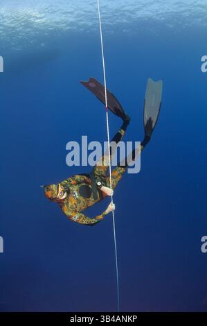27 ottobre 2012 - Turchia - Freediver, Mar Mediterraneo, Kash, Turchia (Credit Image: © Andrey Nekrasov/ZUMA Wire/ZUMAPRESS.com) Foto Stock