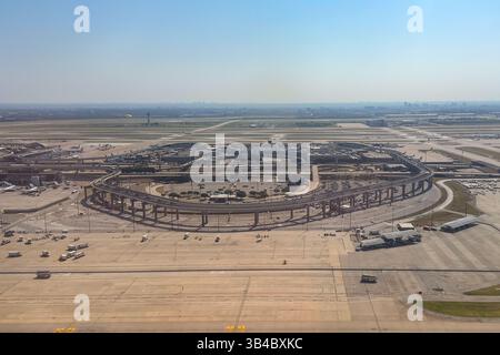 Vista aerea del Terminal e all'aeroporto internazionale di Dallas/Fort Worth vicino a Dallas, Texas. Foto Stock