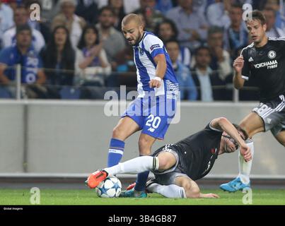 29 settembre 2015 - Na - Porto, 09.29.2015 - il Futebol Clube do Porto ha ricevuto stasera il Chelsea Football Club al Dragon Stadium in partita contando per la 2a giornata del girone G League campioni 2015/16. Andrew Andrew Cahill. (Immagine di credito: © Pedro Correia/Global Imagens via ZUMA Press/ZUMAPRESS.com) Foto Stock