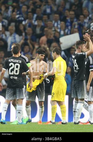 29 settembre 2015 - Na - Porto, 09.29.2015 - il Futebol Clube do Porto ha ricevuto stasera il Chelsea Football Club al Dragon Stadium in partita contando per la 2a giornata del girone G League campioni 2015/16. Fabregas, Casillas (immagine di credito: © Pedro Correia/Global Imagens via ZUMA Press/ZUMAPRESS.com) Foto Stock
