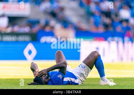 Genk, Belgio. 27 aprile 2025. GENK, BELGIO - APRILE 27: Tolu Arokodare del KRC Genk sembra sgretolato durante la partita di play-off del Jupiler Pro League Championship tra il KRC Genk e il Royal Antwerp FC alla Cegeka Arena il 27 aprile 2025 a Genk, Belgio. (Foto di Joris Verwijst/Orange Pictures) credito: Orange Pics BV/Alamy Live News Foto Stock