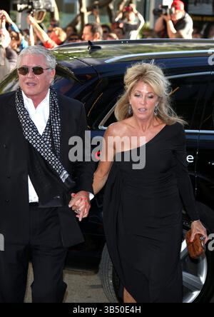 Tom Berenger e sua moglie Laura Moretti alla proiezione del 30° anniversario di "The Big Chill" durante il Toronto International Film Festival 2013 al Princess of Wales Theatre di Toronto, Canada - 5 settembre 2013 Foto Stock