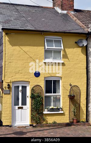 Dickinson's Cottage, ex casa del Portsmouth e del calciatore inglese Jimmy Dickinson MBE (b25 aprile 1925-d8 novembre 1982), Alton, Hampshire, Regno Unito. Foto Stock
