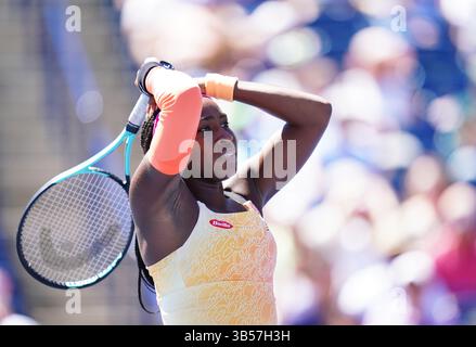 12 agosto 2022, Toronto, Ontario, Canada: LA COCO GAUFF reagisce a perdere un tiro durante la partita contro Simona Halep. Gauff ha perso 6-4, 7-6. (Immagine di credito: © Arlyn McAdorey/ZUMA Press Wire) Foto Stock