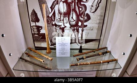 Parma, Emilia Romagna, Italia - 04.2,2025: Dettaglio dell'interno del museo della Music House nella città di Parma Foto Stock