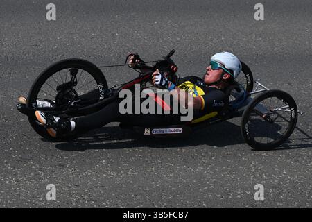 Ostenda, Belgio. 1° maggio 2025. Nella foto in azione durante le prove a tempo alla UCI Para-Cycling Road World Cup, giovedì 01 maggio 2025, a Ostenda. La UCI Para-Cycling Road World Cup si svolge dal 1° al 4 maggio a Ostenda e Brugge. BELGA PHOTO LUC CLAESSEN credito: Belga News Agency/Alamy Live News Foto Stock