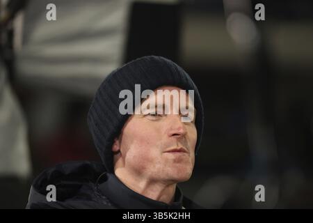 Ex saltatore di sci e pundit televisivo Severin Freund (WSV DJK Rastbuechl) alle qualifiche per l'evento di apertura di salto con gli sci del 73° Four Hills Tour Foto Stock