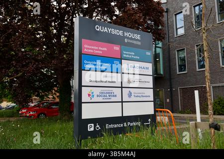 Quayside House, base per i servizi sanitari del NHS e gli uffici governativi locali, Gloucester, Gloucestershire, Regno Unito - 1 maggio 2025 foto di Andrew Higgins/Thou Foto Stock