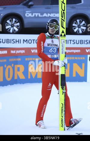 Gregor Deschwanden (Svizzera/sui) alla qualifica per il salto con gli sci di Capodanno del 73° Torneo Four Hills di Garmisch-Partenkirchen Foto Stock