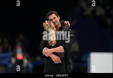 25 marzo 2022: Madison Hubbell e Zachary Donohue dagli Stati Uniti d'America durante Pairs Ice Dance, World Figure Skating Championship alla Sud de France Arena, Montpellier, Francia. Kim Price/CSM.(immagine di credito: © Kim Price/CSM tramite ZUMA Press Wire) Foto Stock