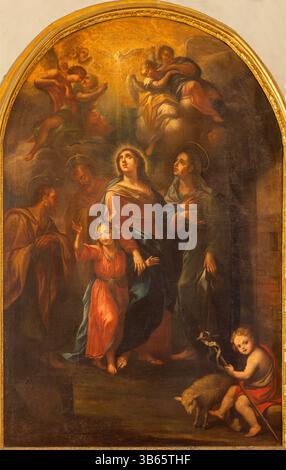FIRENZE, ITALIA - 21 MARZO 2025: Il dipinto della Sacra famiglia con Santa Elisabetta, Gioacchino e Giovannino nella chiesa di Santa Agata Foto Stock