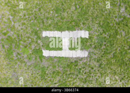 Una H per eliporto, Crassoberg, Meissen, Sassonia, Germania, visibile dall'alto, l'Europa Foto Stock