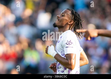 Tolosa, Francia. 3 maggio 2025. Yann Gboho di Tolosa festeggia il 3 maggio 2025 allo Stadio di Tolosa, Francia - foto Nathan Barange/DPPI Credit: DPPI Media/Alamy Live News Foto Stock