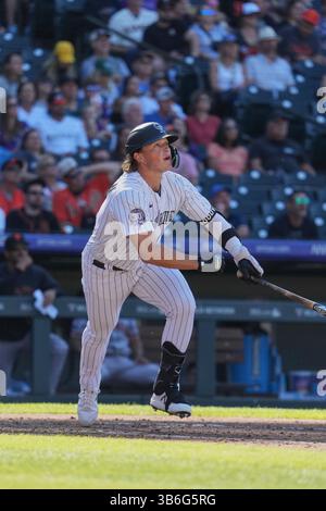 17 settembre 2023: il Colorado Right fielder Hunter Goodman (15) ottiene una hit durante la partita con i San Francisco Giants e i Colorado Rockies tenutasi al Coors Field di Denver Co. David Seelig/Cal Sport medi (immagine di credito: © David Seelig / Cal Sport Media/CSM via ZUMA Press Wire) Foto Stock