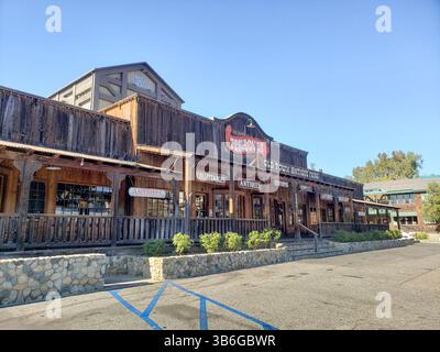 Temecula, California, Stati Uniti - 04-08-2019: Una veduta dell'edificio della Old Town Antique Faire. Foto Stock