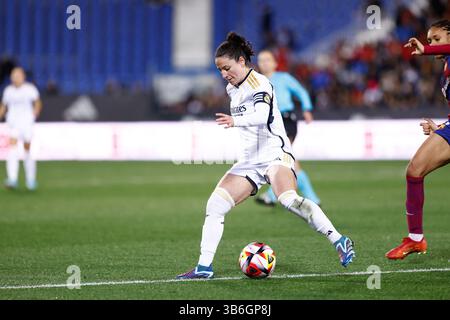 17 gennaio 2024: Ivana Andres del Real Madrid in azione durante la Supercoppa spagnola 24, Supercopa de Espana, semifinale 2, partita di calcio femminile giocata tra FC Barcelona Femenino e Real Madrid Femenino all'Estadio de Butarque il 17 gennaio 2024 a Leganes, Madrid, Spagna. (Immagine di credito: © Oscar J. Barroso/AFP7 via ZUMA Press Wire) Foto Stock