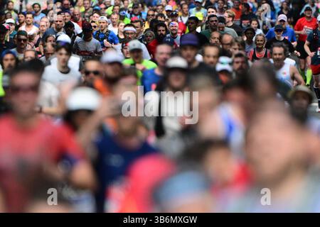 Praga, Repubblica Ceca. 4 maggio 2025. La Maratona di Praga 2025 si è svolta a Praga, in Repubblica Ceca, il 4 maggio 2025. Crediti: Michal Kamaryt/CTK Photo/Alamy Live News Foto Stock