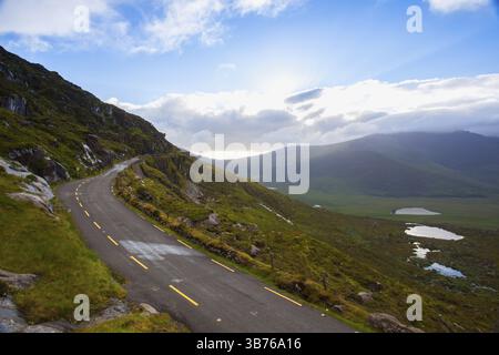 Il Conor Pass è la più alta montagna passare in Irlanda. È situato sulla penisola di Dingle nella Contea di Kerry, lungo la strada che attraversa la penisola Foto Stock