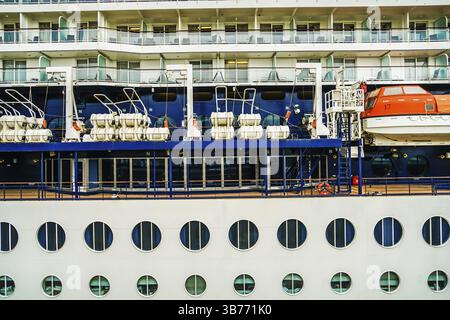 Rivestimento di lusso (Celebrity Millennium). Luogo di tiro: Yokohama-città prefettura di kanagawa Foto Stock
