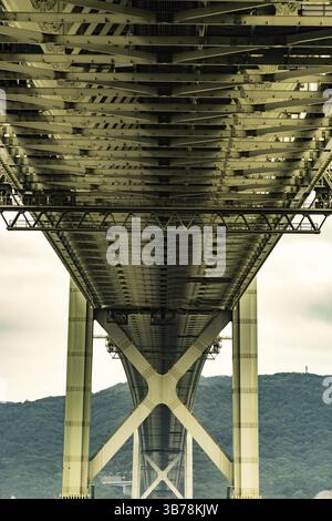 Ponte dello stretto di Akashi. Luogo delle riprese: Città di Akashi, Prefettura di Hyogo Foto Stock