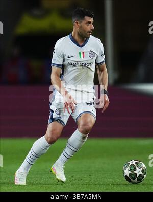 Barcellona, Spagna. 1° maggio 2025. Durante la partita di UEFA Champions League, le semifinali, la prima tappa, tra il Barcellona e l'Inter de Milan hanno giocato allo stadio Lluis Companys il 30 2025 aprile a Barcellona in Spagna. (Foto di Bagu Blanco/Pressinphoto) credito: PRESSINPHOTO SPORTS AGENCY/Alamy Live News Foto Stock