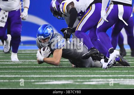 DETROIT, mi - 07 GENNAIO: Tight end dei Detroit Lions (87) Sam LaPorta in azione durante la partita tra Minnesota Vikings e Detroit Lions il 7 gennaio 2024 al Ford Field di Detroit, mi (foto di Allan Dranberg/CSM) (Credit Image: © Allan Dranberg/CSM via ZUMA Press Wire) Foto Stock