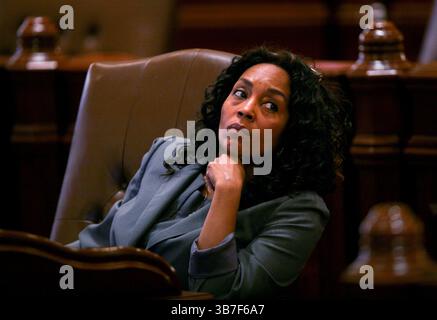5 febbraio 2024, Springfield, Illinois, Stati Uniti: Il senatore Annazette Collins è al Senato del Campidoglio di Springfield il 13 dicembre 2011. (Immagine di credito: © E. Jason Wambsgans/Chicago Tribune via ZUMA Press Wire) Foto Stock