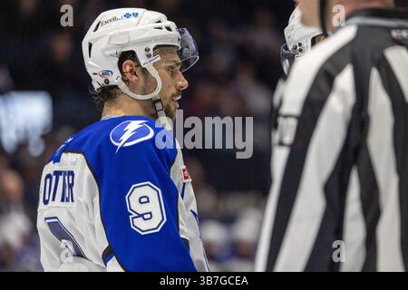 8 marzo 2024: L'attaccante di Syracuse Crunch Gabriel Fortier (9) pattina nel primo periodo contro i Rochester Americans. I Rochester Americans ospitarono i Syracuse Crunch in una partita della American Hockey League alla Blue Cross Arena di Rochester, New York. (Jonathan Tenca/CSM) (immagine di credito: © Jonathan Tenca/CSM via ZUMA Press Wire) Foto Stock