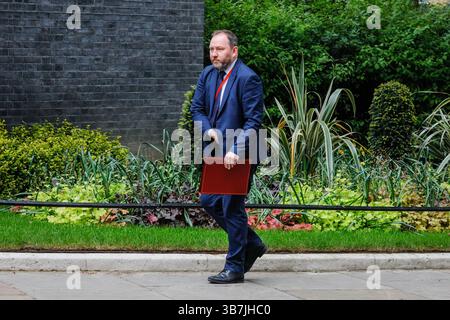Londra, Regno Unito. 6 maggio 2025. Ian Murray, Segretario di Stato per la Scozia, deputato Edinburgh South. I ministri partecipano alla riunione del governo a Downing Street, Londra, Regno Unito Foto Stock