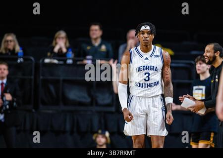 25 gennaio 2024: L'attaccante dei Georgia Southern Eagles Eugene Brown III (3) durante il secondo tempo contro gli Appalachian State Mountaineers nel match di basket NCAA all'Holmes Center di Boone, NC. (Scott Kinser/CSM) (immagine di credito: © Scott Kinser/CSM via ZUMA Press Wire) Foto Stock