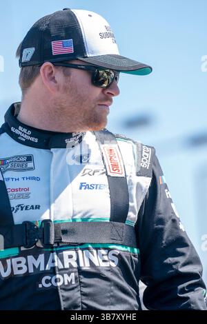 Chris Buescher sale in pista per qualificarsi per gli Shriners Children's 500 di Avondale, Arizona, USA. (Immagine di credito: © Logan T Arce Action Sports Photo/CSM via ZUMA Press Wire) Foto Stock