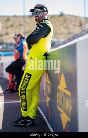 Austin Dillon sale in pista per qualificarsi per gli Shriners Children's 500 ad Avondale, Arizona, USA. (Immagine di credito: © Logan T Arce Action Sports Photo/CSM via ZUMA Press Wire) Foto Stock
