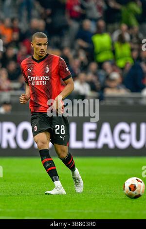 11 aprile 2024, Milano, null, Italia: Milano, Italia. 11 aprile 2024. Malick Thiaw (28) dell'AC Milan visto durante la partita di UEFA Europa League tra l'AC Milan e la Roma a San Siro a Milano. (Immagine di credito: © Gonzales Photo/Gonzales Photo tramite ZUMA Press) Foto Stock