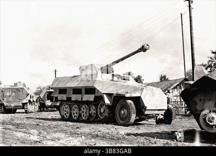 7,5 cm Pak 40 L - 46 auf mittlerer Schützenpanzerwagen « Pakwagen » (SD.Kfz. 251 - 22 Ausf. D) - documento storico, fotografo sconosciuto Foto Stock
