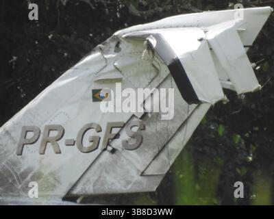L'aereo si è schiantato all'aeroporto di Ubatuba, Brasile Foto Stock