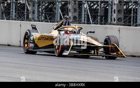 Giugno 30 2024 Portland, OR, U.S.A. il pilota Jean-Eric Vergne / DS Automobiles Formula e Team Penske (25) sale direttamente durante l'e-Prix Race 2 di Portland Hankook al Portland International Raceway Portland, O Thurman James / CSM (immagine di credito: © Thurman James/CSM via ZUMA Press Wire) Foto Stock