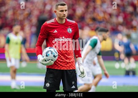 Varsavia, Polonia. 2 maggio 2025. Gabriel Kobylak del Legia visto durante la finale di Coppa di Polonia 2025 tra Pogon Szczecin e Legia Warszawa al PGE Narodowy Stadium. Punteggio finale Pogon Szczecin 3 : 4 Legia Warszawa credito: SOPA Images Limited/Alamy Live News Foto Stock