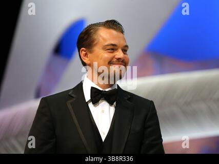 Leonardo DiCaprio alla cerimonia di apertura del 66° Festival di Cannes in Francia - 15 maggio 2013 Foto Stock