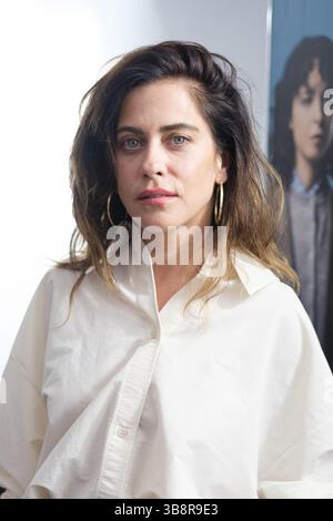L'attrice Maria Leon partecipa alla conferenza stampa "Casa De Muñecas" all'Fernán Gómez Centro Cultural de la Villa l'8 maggio 2025 a Madrid, Spagna. Foto Stock